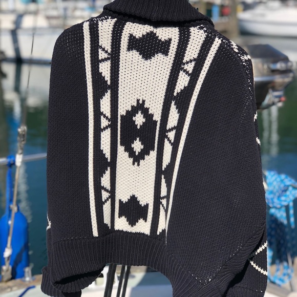 Dolce Vita Chunky Sweater (Sample) - Picture 3 of 3